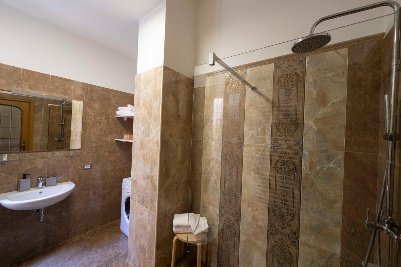 Merulana 209 Apartment - Colle Oppio ローマ エクステリア 写真